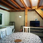 Les Hunieres Apartman *