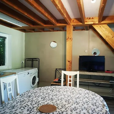 Les Hunieres Apartment *